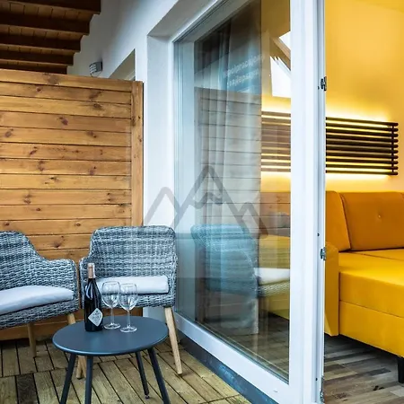 Widokowy Z Garazem I Widokiem Na Gory, Blisko Szlaki I Centrum Apartman